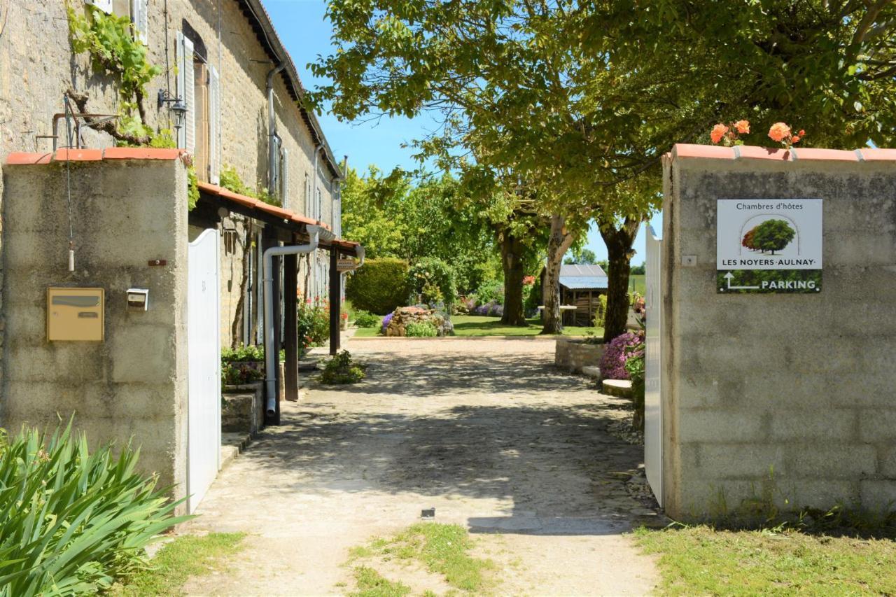 Les Noyers Aulnay Bed & Breakfast Aulnay  Luaran gambar