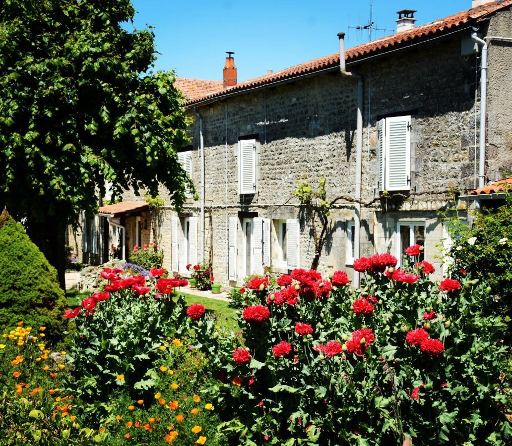 Les Noyers Aulnay Bed & Breakfast Aulnay  Luaran gambar